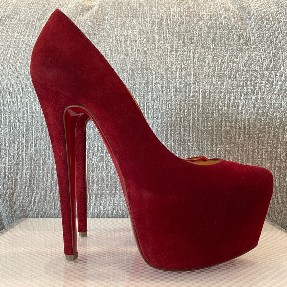 Christian Louboutin Lady Daffodile Burgandy Size 36.5